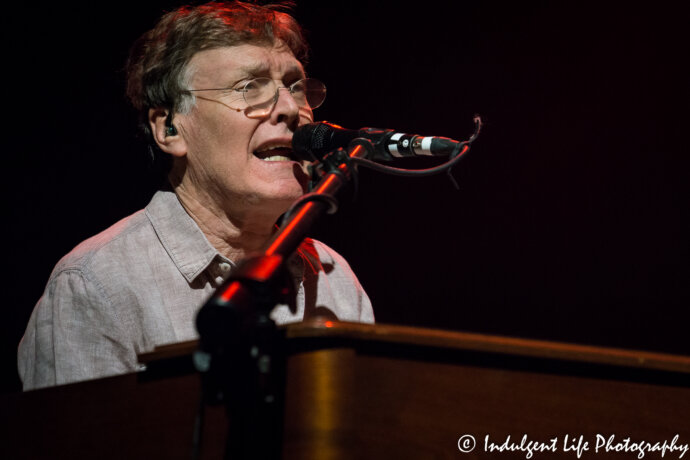 Steve Winwood live at Uptown Theater in Kansas City, MO on March 2, 2018.